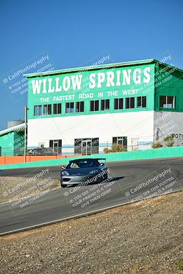 media/Oct-18-2025-Extreme Speed (Sat) [[d6d7e1fef1]]/Group 1 Red/Session 1 (Turn 4)/